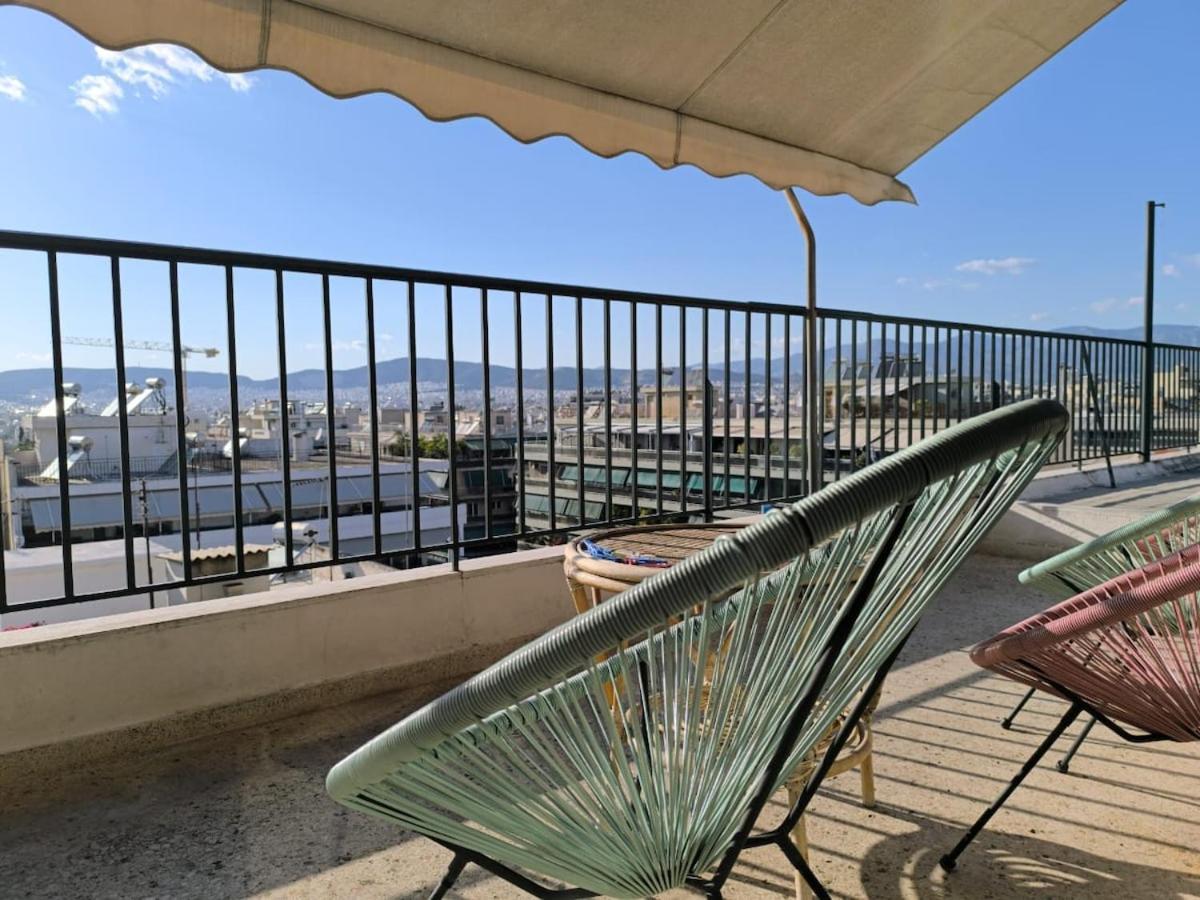 Peaceful Downtown Penthouse