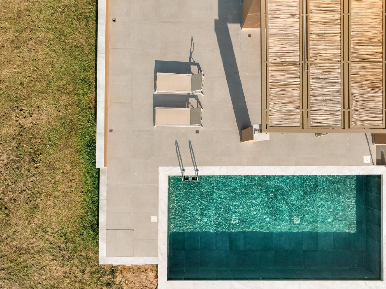 Giannoulis Ele Villas