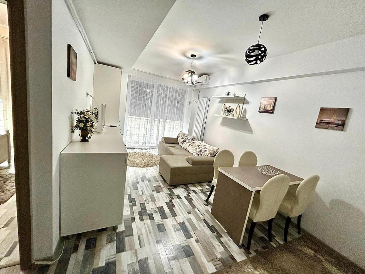 Seaside Harmony D14 13