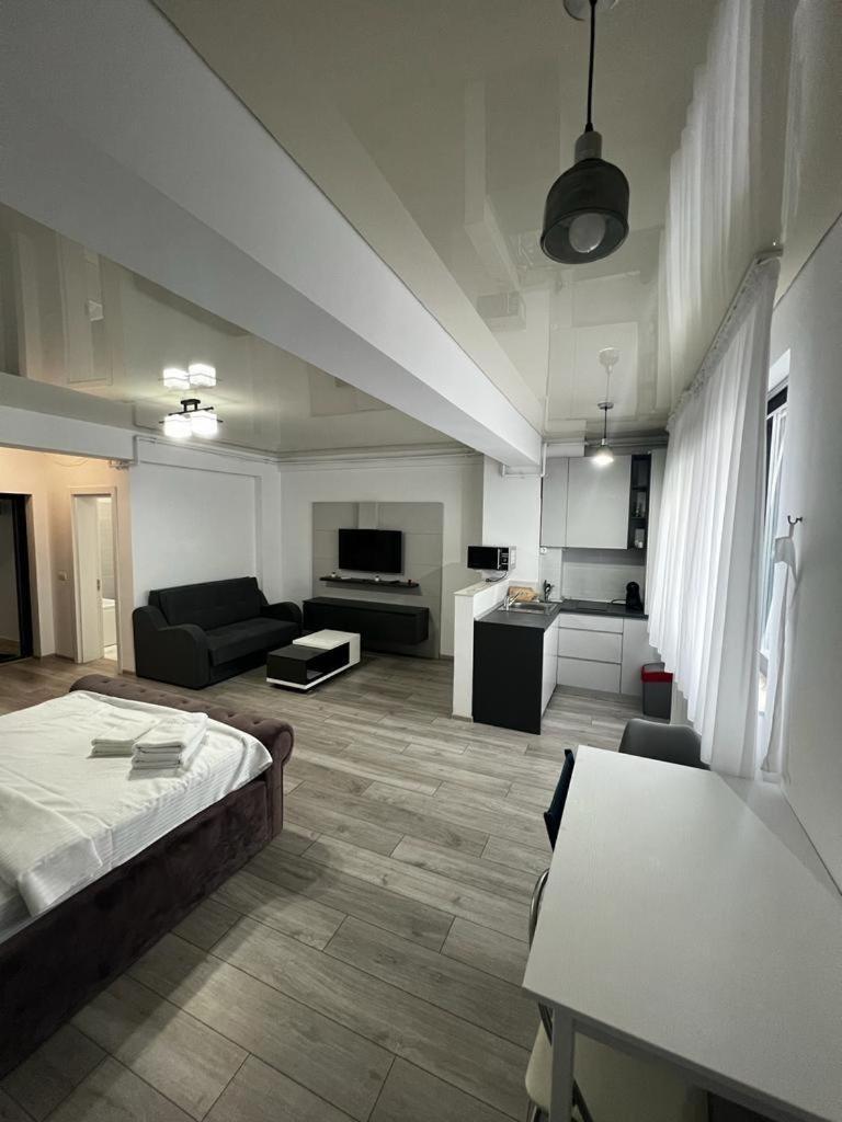 Studio 604 B1 Almar Luxury Residence-renting Apartments & Free Pool