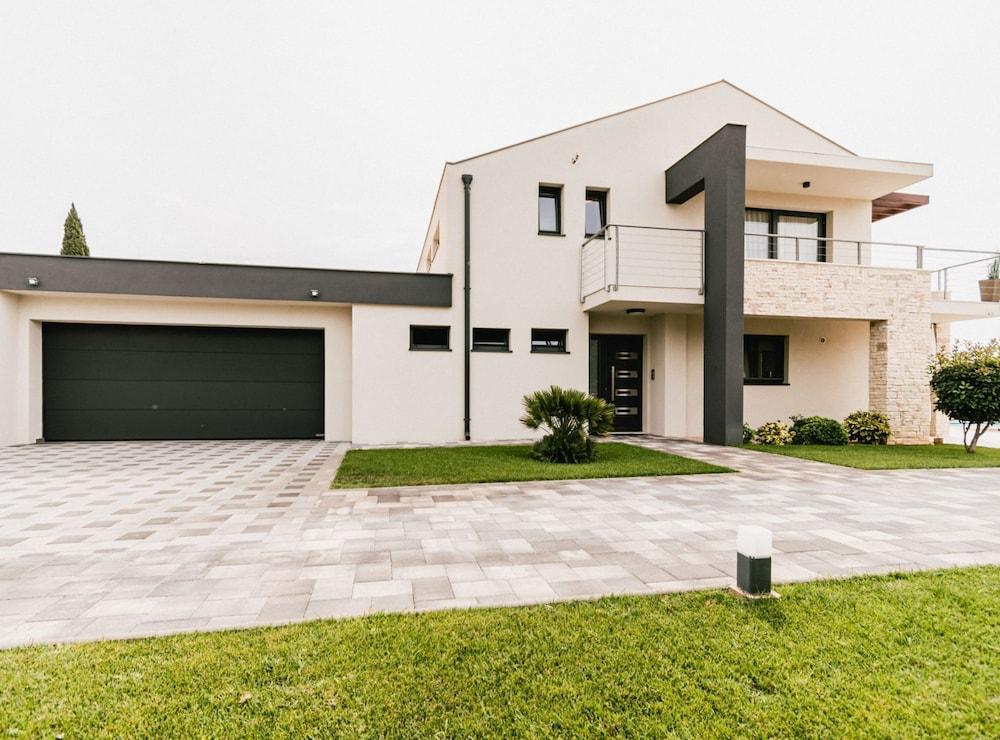 Villa Felicity B4