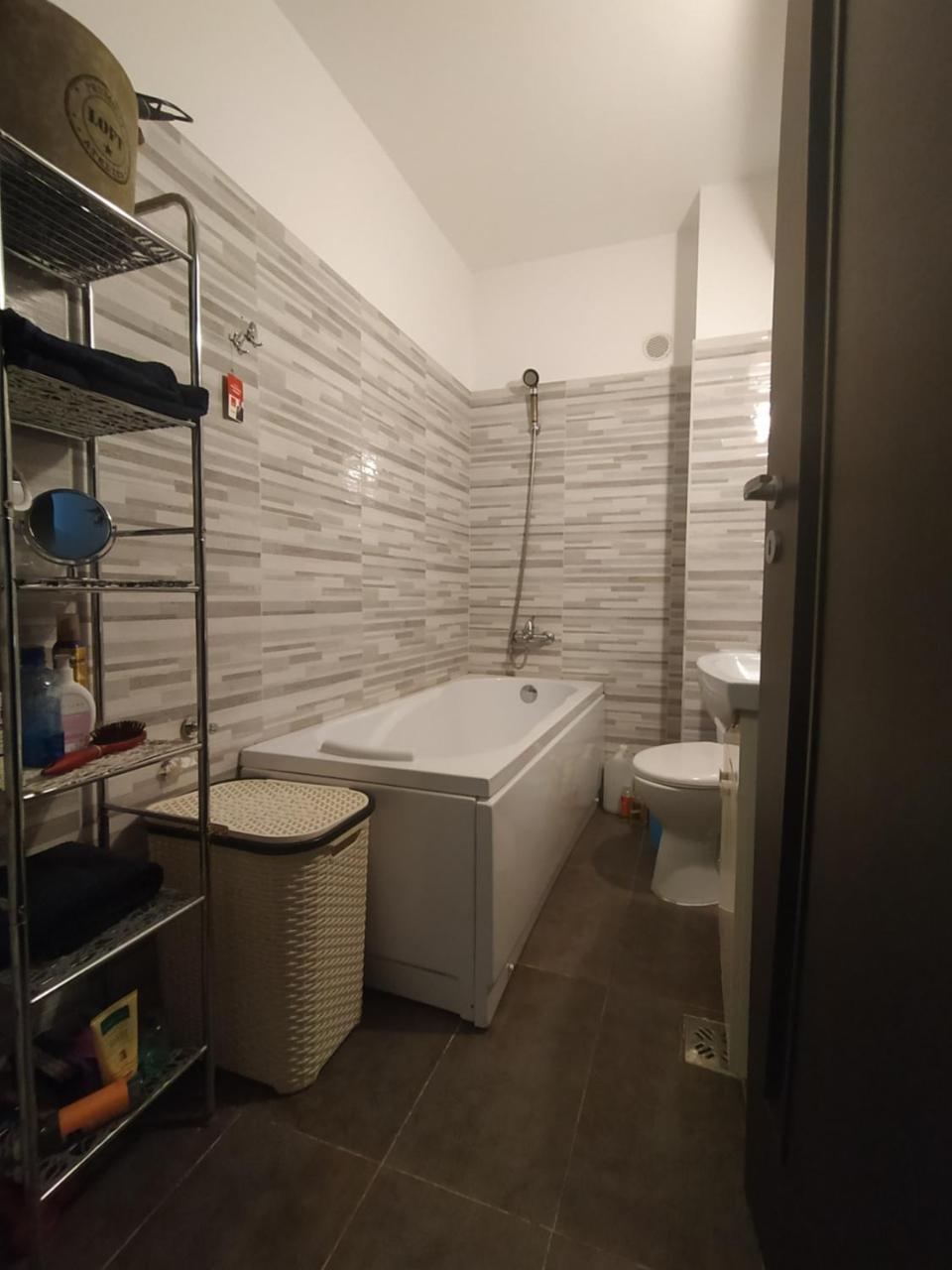 Escapada In Iasi Apartament Spatios Cu Balcon Si Parcare
