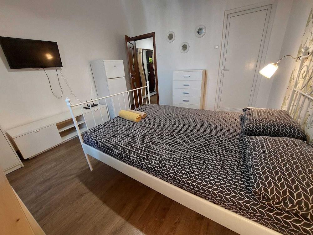 Vasile Apartment Studio