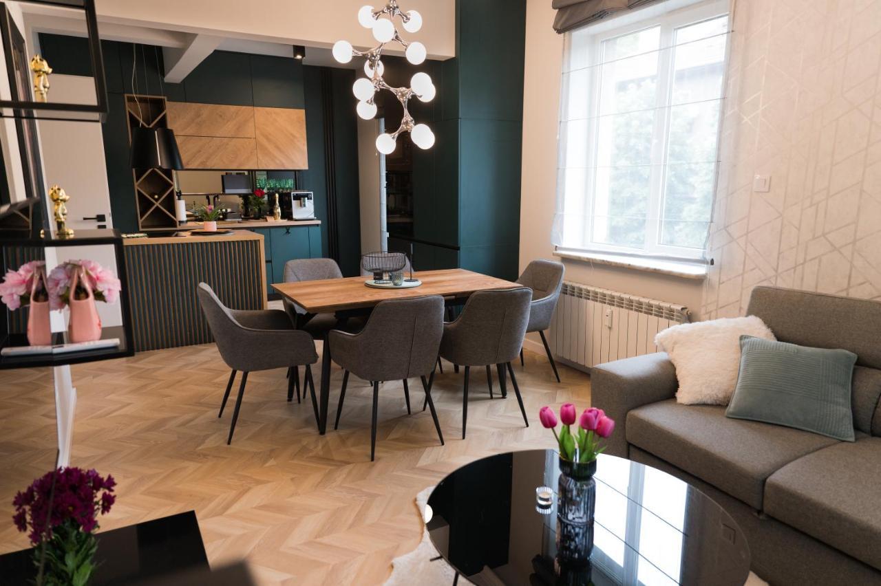 Luksozen Art Apartament V Blizost Do Centyra Na Grada