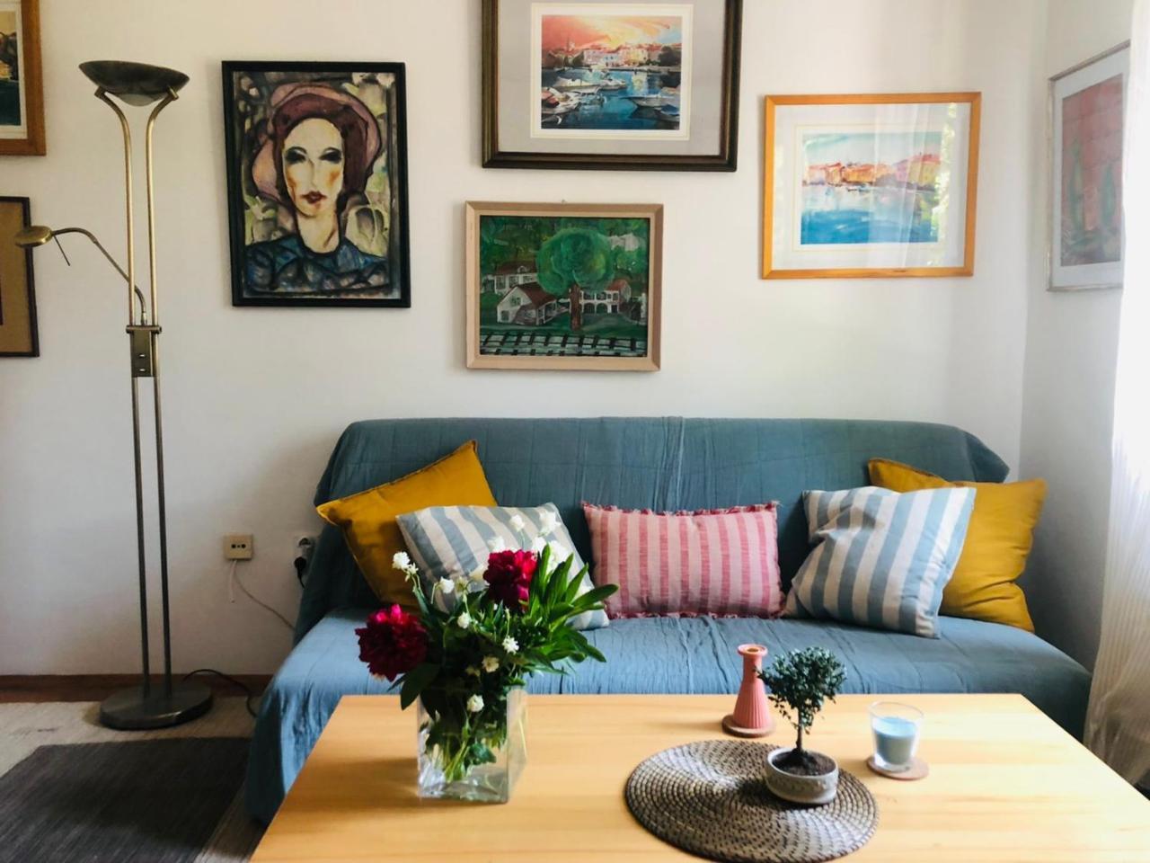 Beautiful Apartment With Balcony