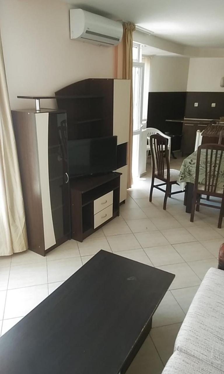 Apartment 54 Ryor