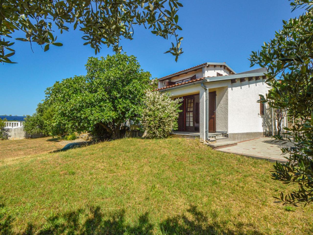 Holiday Home Karmela by Interhome
