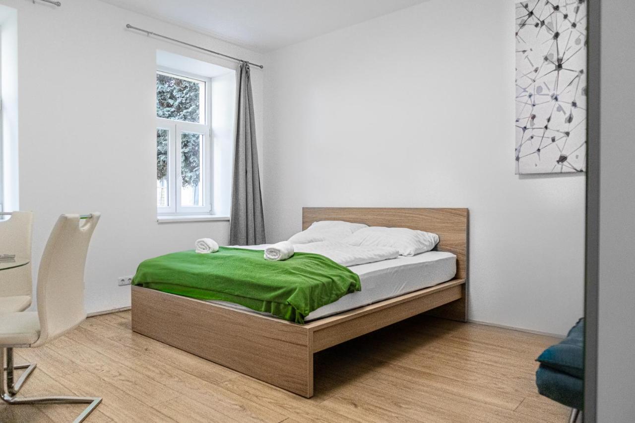 Lovely 2br Shared Apartment, Enkplatz U3, 15min To Center