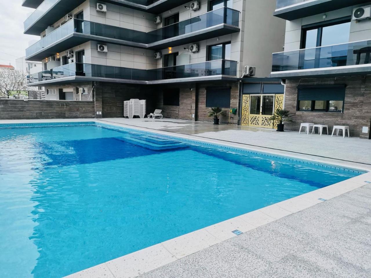 109 B2 Almar Luxury Residence-renting Apartments & Free Pool