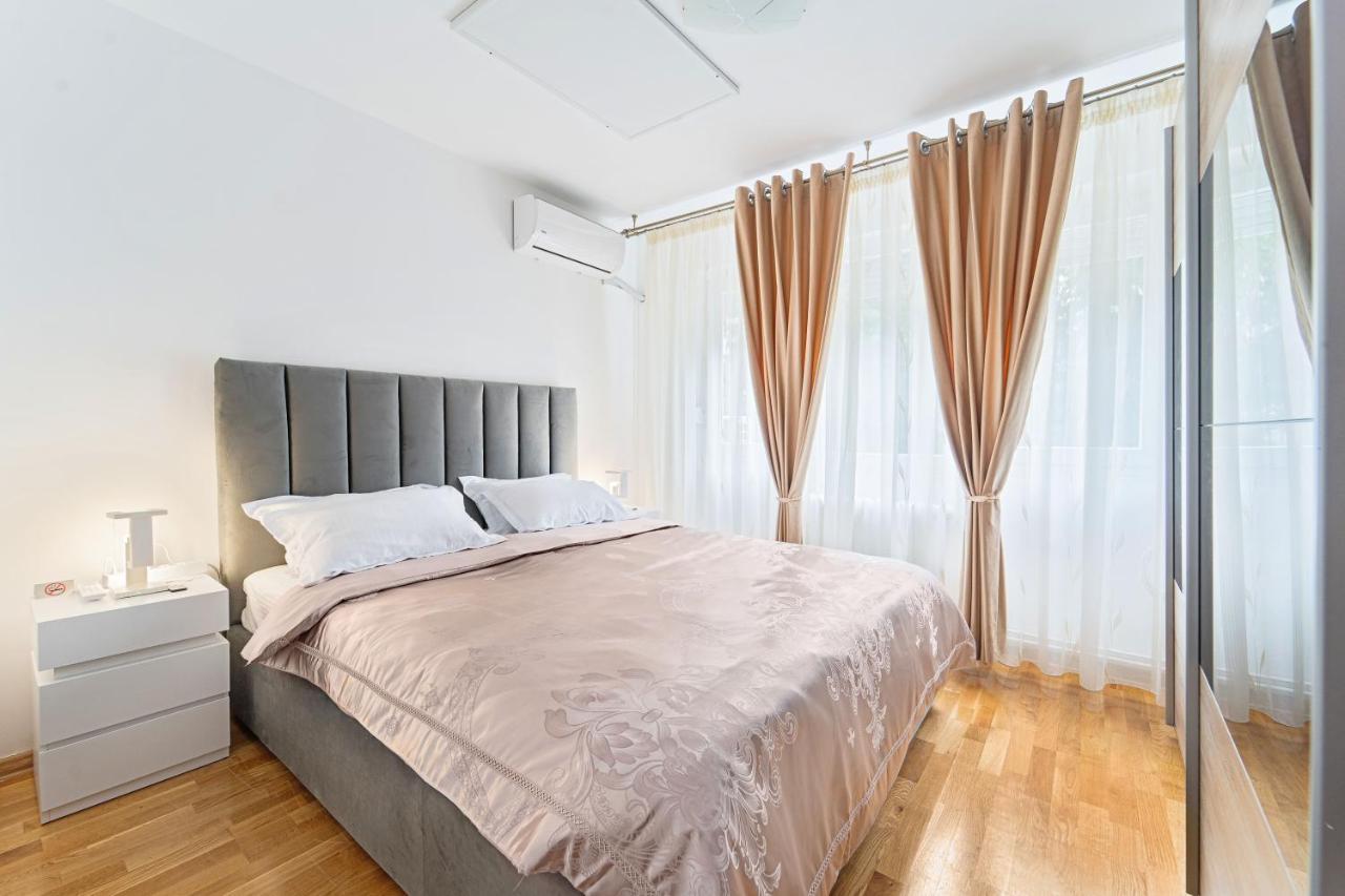 Central Green Apartment by Open House