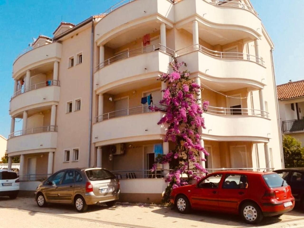 Apartmani Angelina Jolie