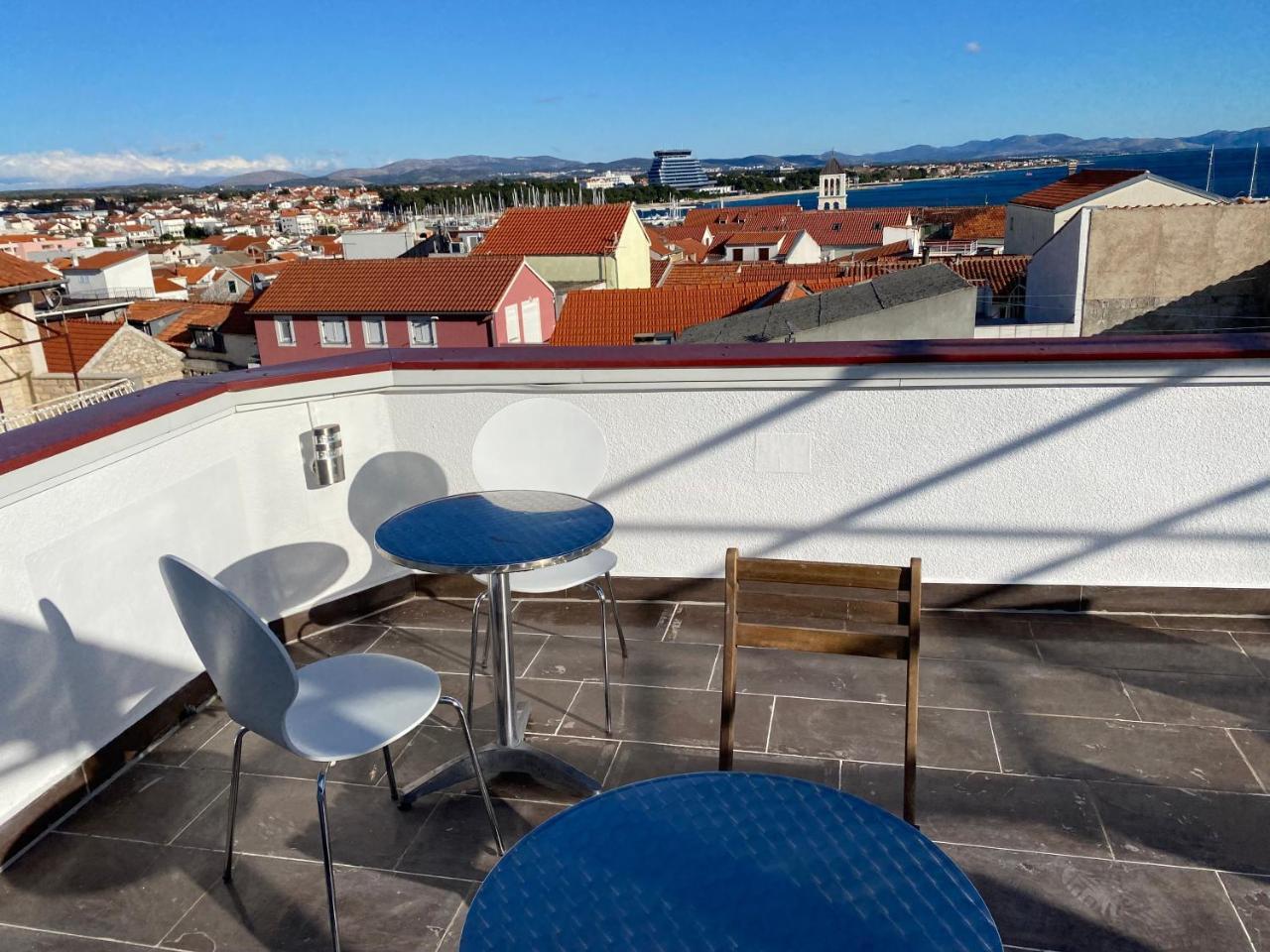 Charmante Wohnung In Vodice Mit Schoner Terrasse