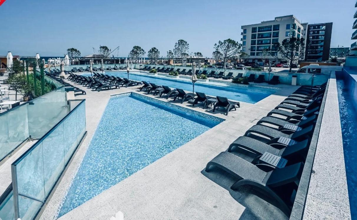Nereide Apartament Complex Infinity Pool