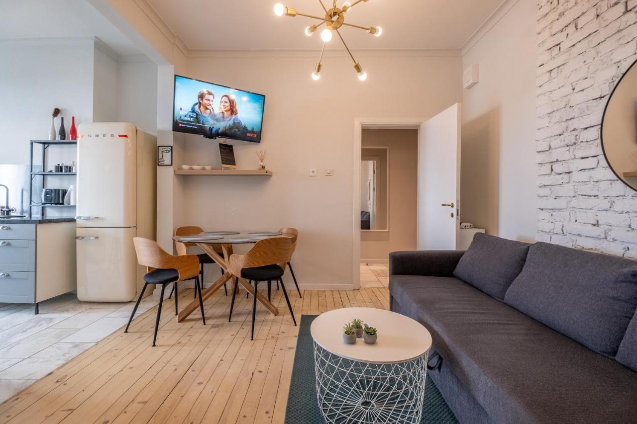 Spacious & Central 2br With Terrace, Cozy & Modern by Flat Manager