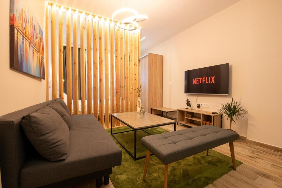 Salonica Forest Inn Two