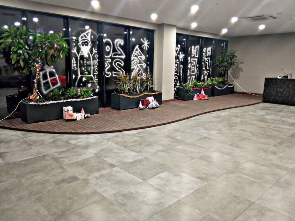Lux Residence On High Floor 03