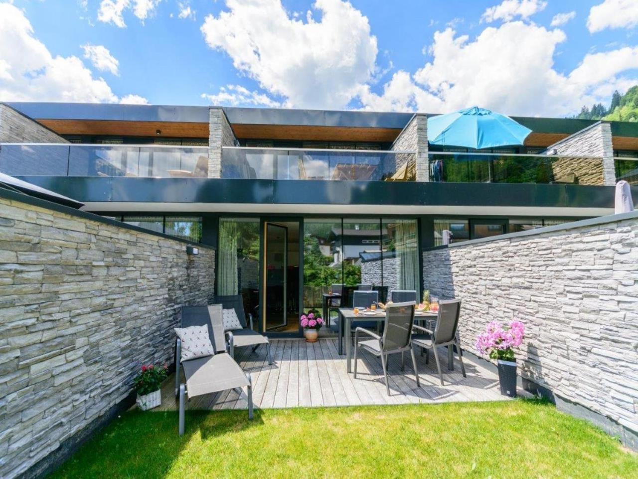 Modern Apartment With Garden, With Access To Sauna