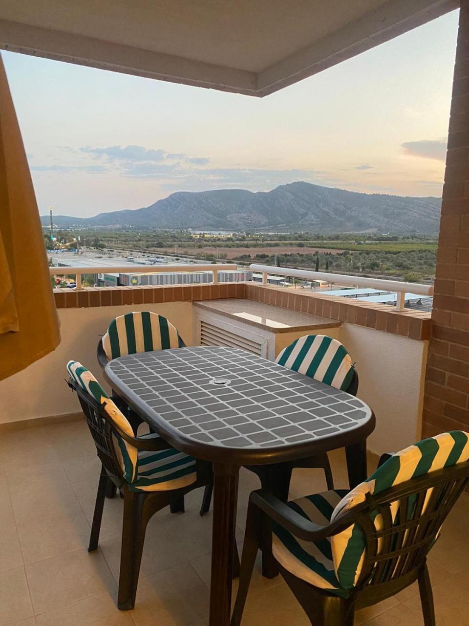 Apartamento Con Terraza, Piscina Y Vistas En Oropesa Del Mar Edificio Torremar