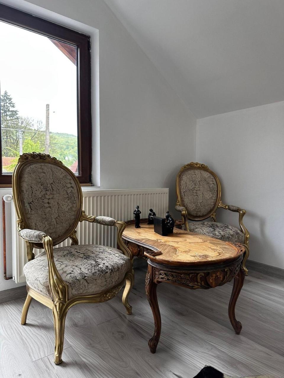 Casa Luminita
