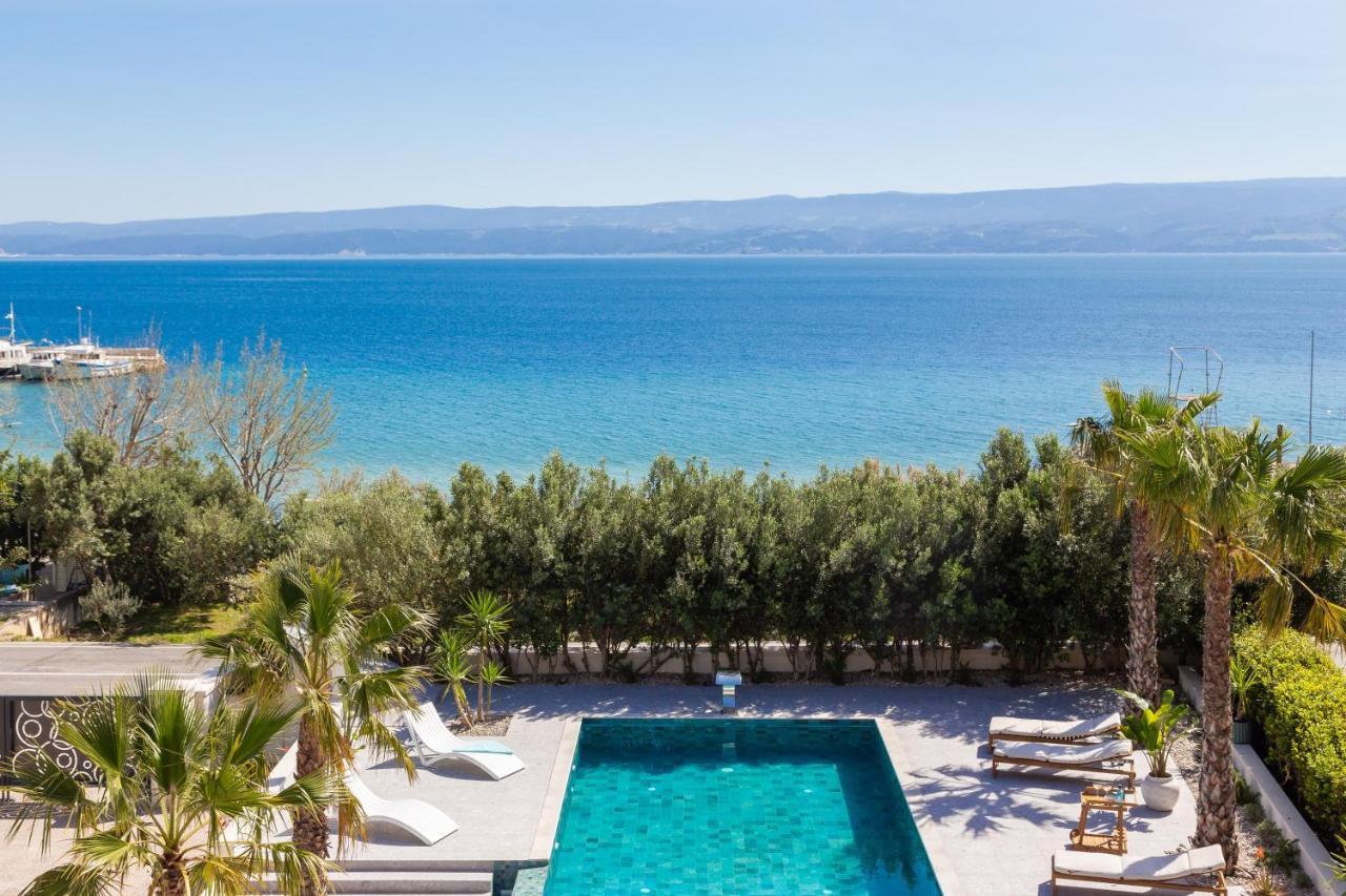 Neue Luxuriose Strandvilla