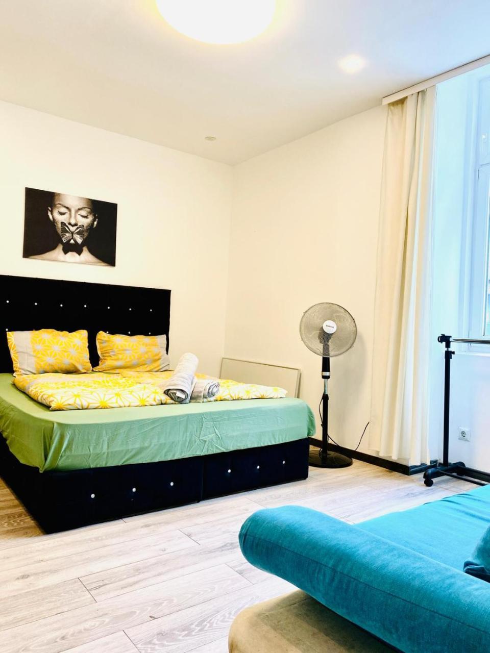 Chic 1br Apartment Perfect For 3 Guests In Vienna