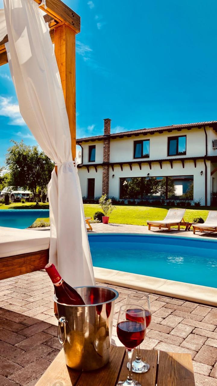 Epic House Valea Avrigului