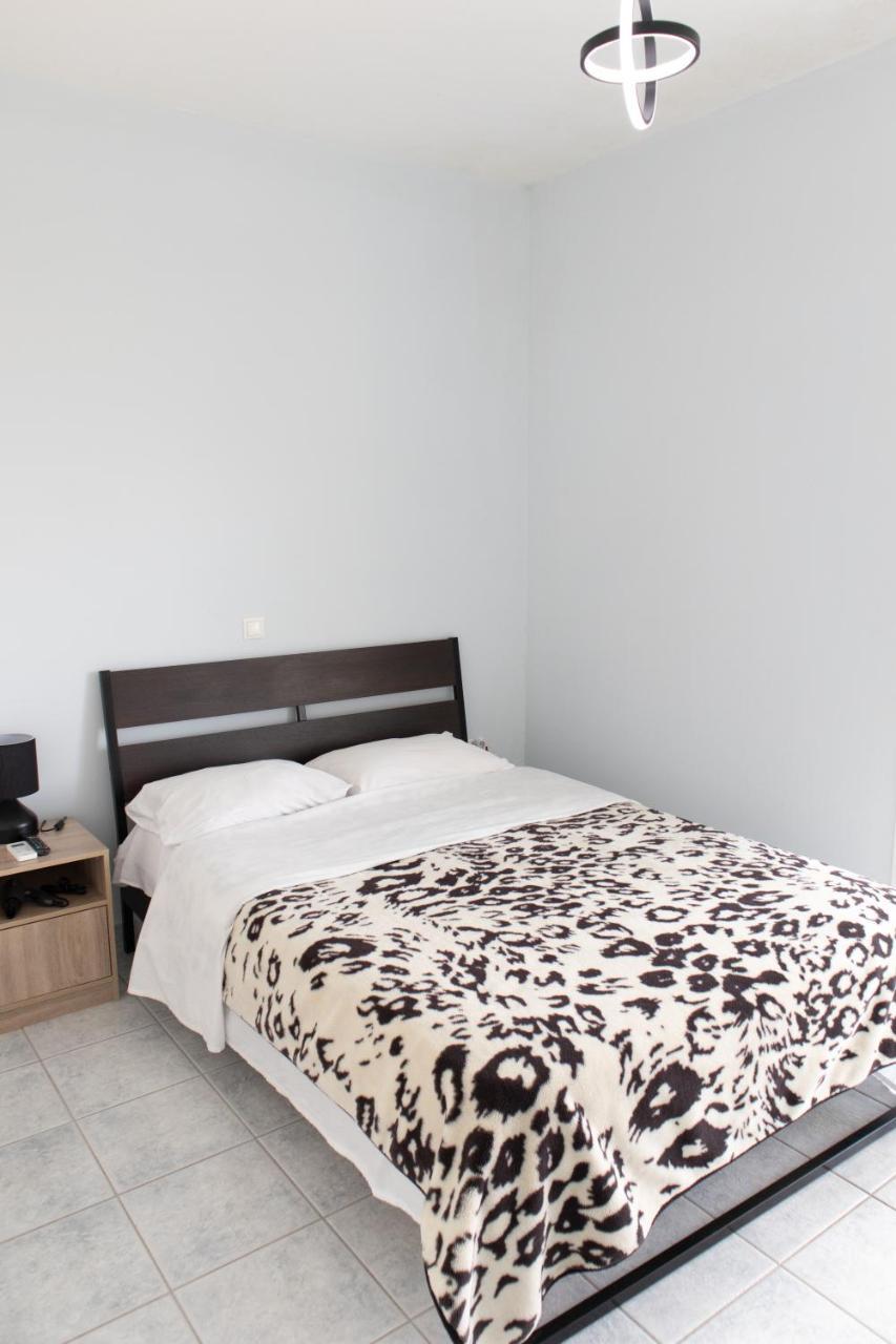 Airport City Center 4