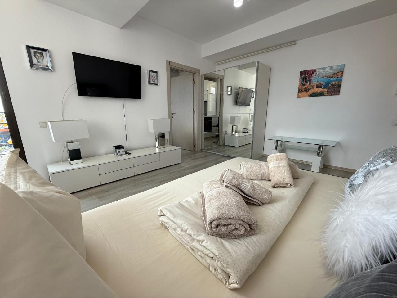 1 Room Apartment Near Orhideeaspa