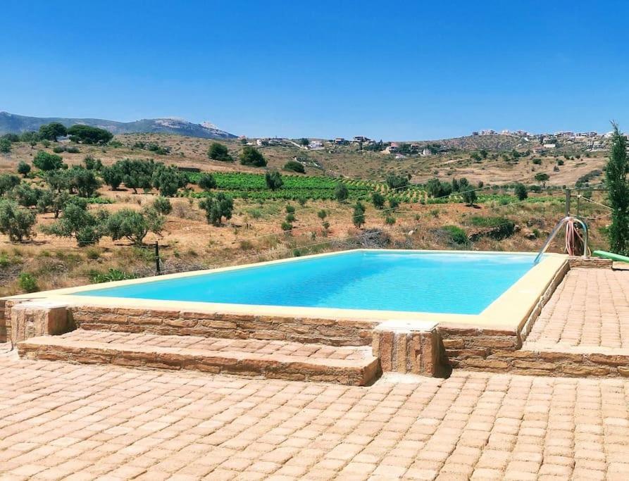 Summer House With A Pool Near Sea, Port & Airport