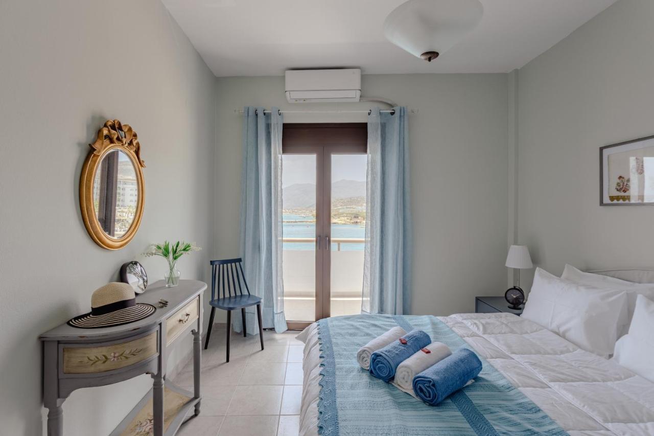 Eclectic Vintage Apartment Sea View Perfection, Hersonissos, Crete