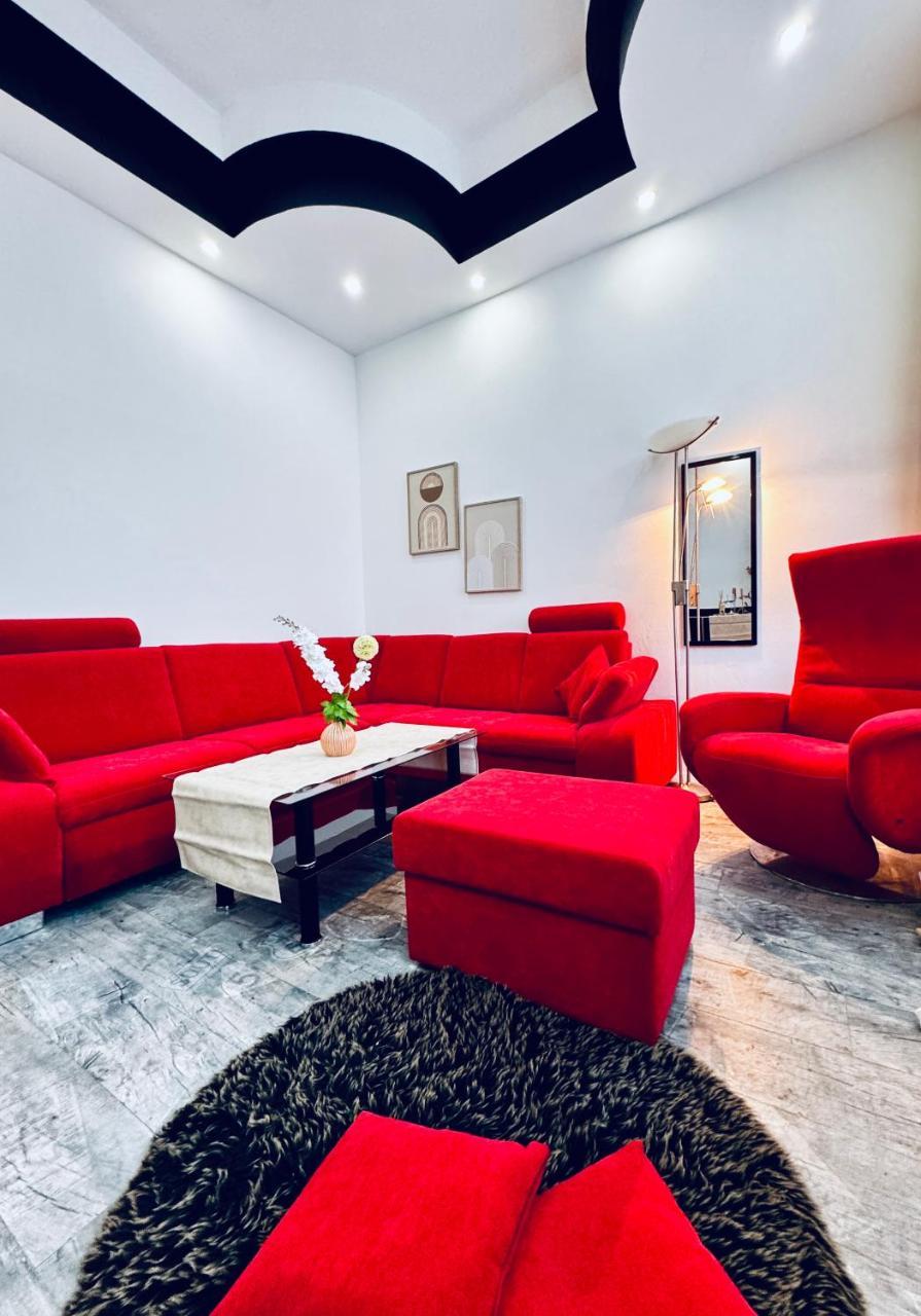 Lovely Stay 2br Apt Next To Akh