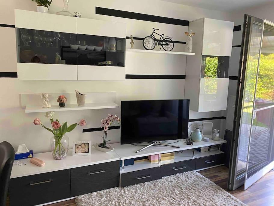 Tolle 3 Zimmer Wohnung Mit Garten