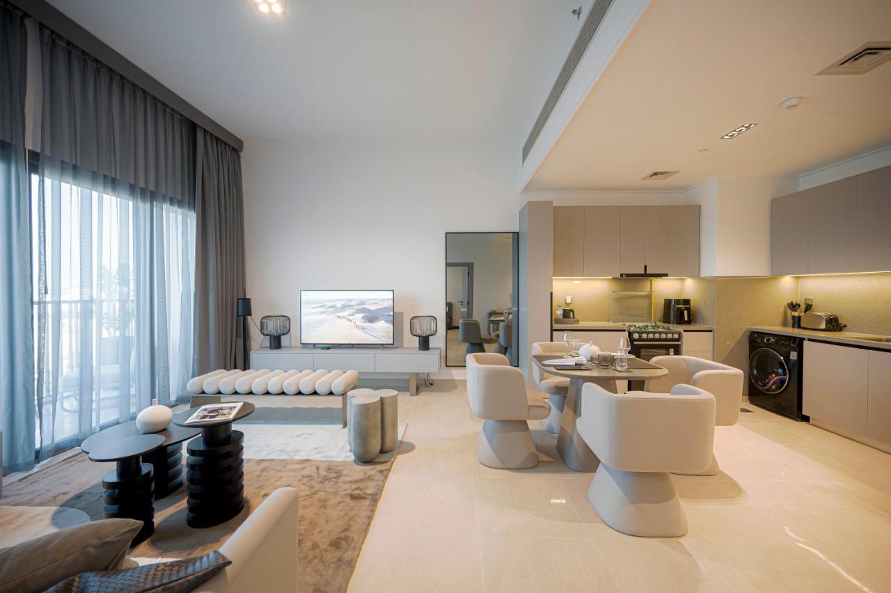 Spacious Unit with Burj Khalifa View