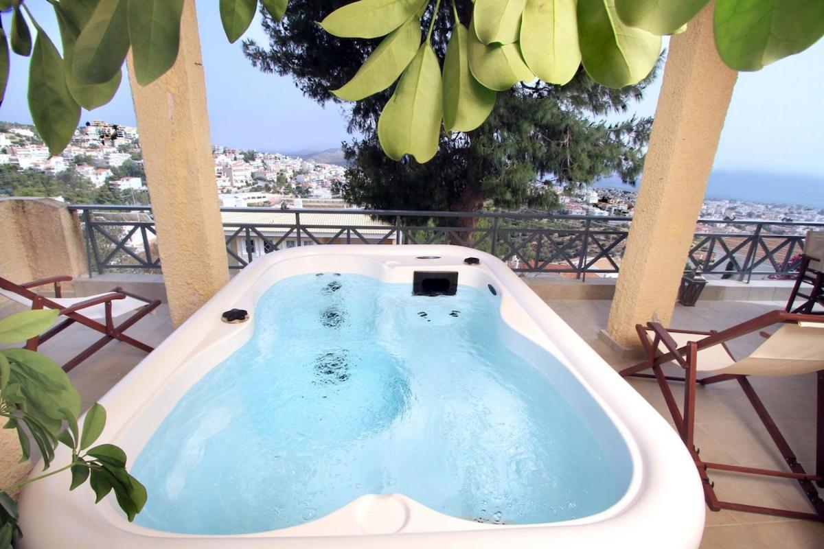 Luxury Home With Jacuzzi & Spectacular Sea Views For 8 Guests