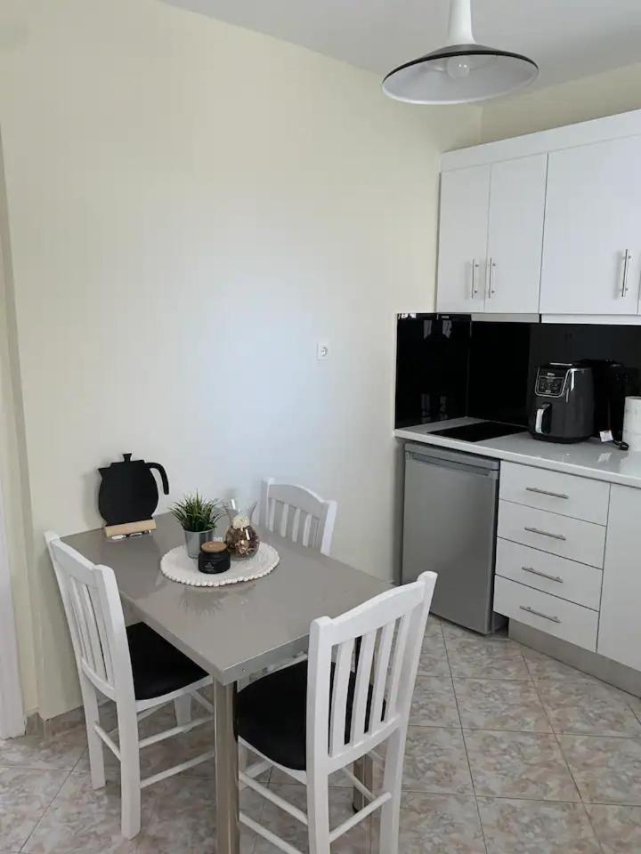 Apartment Near Piraeus Port