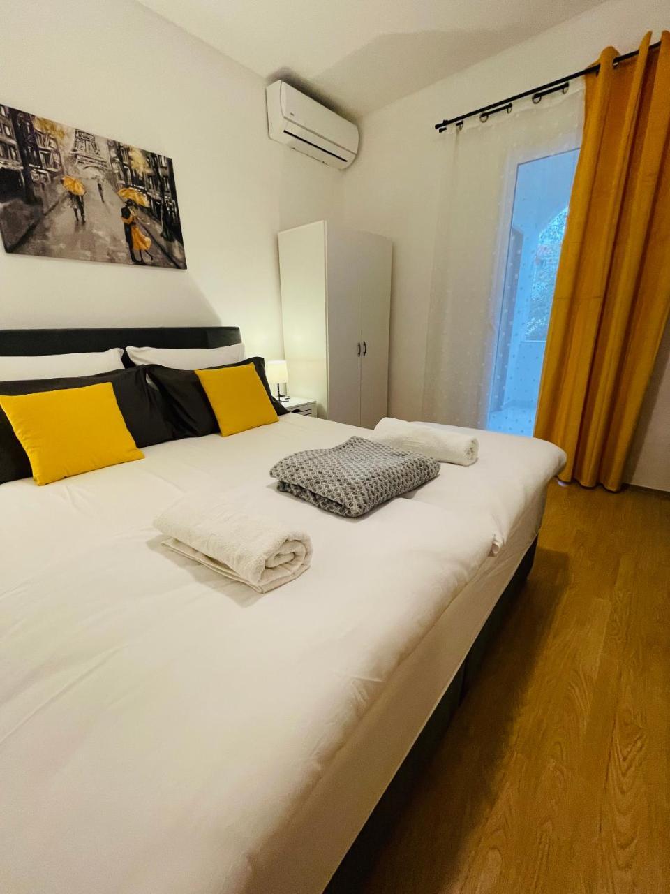 Apartmani Roko & Lovre Paklenica
