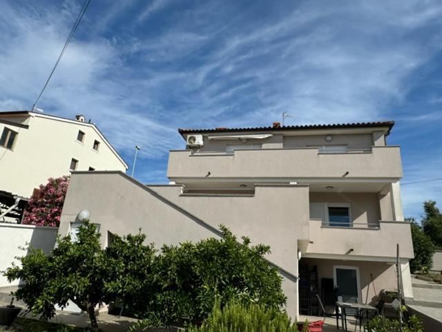 Apartment Elli Parking, Garden, Bbq