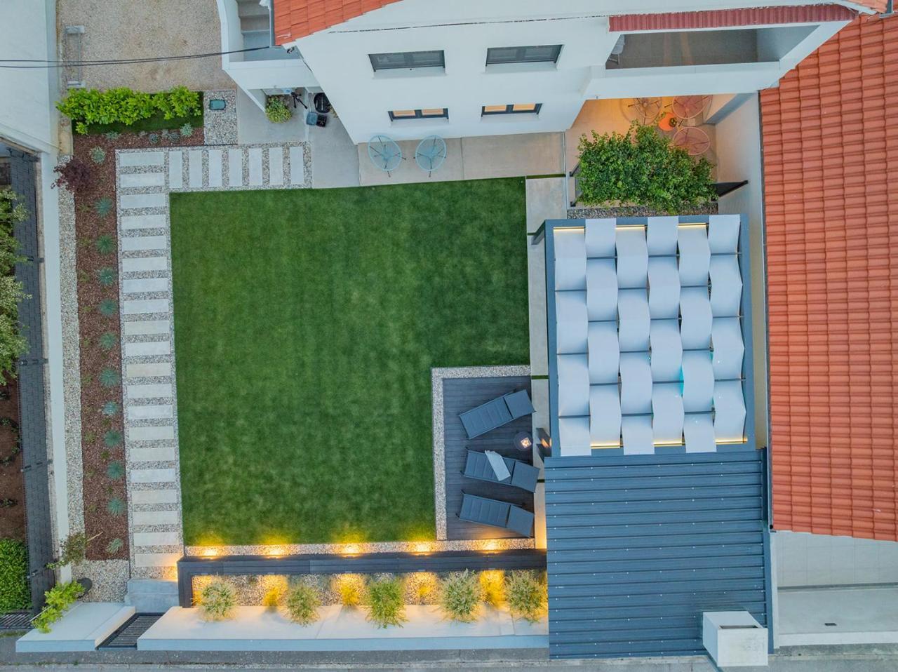 Bella Zara Lux Apartment With Jacuzzi, Grill & Garden