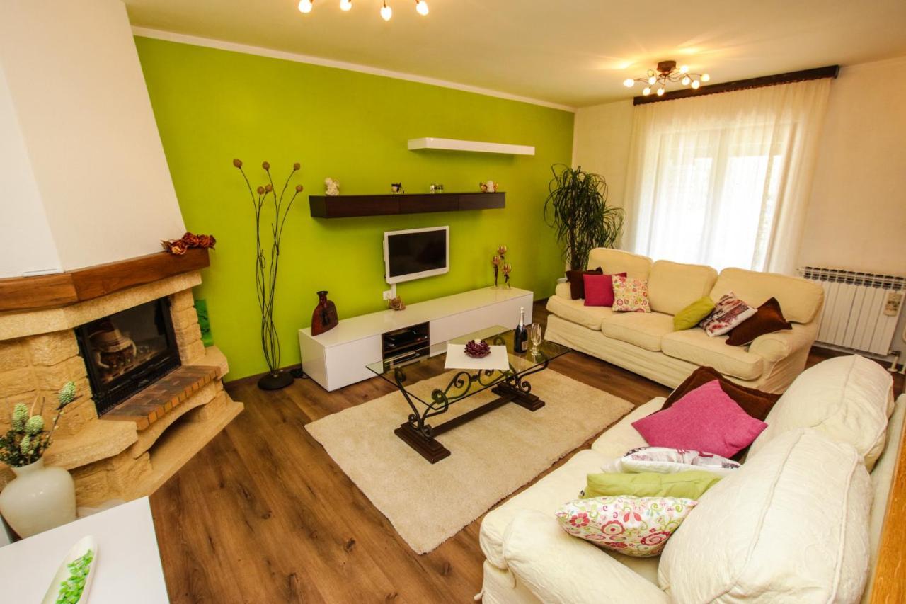 Apartment Dori
