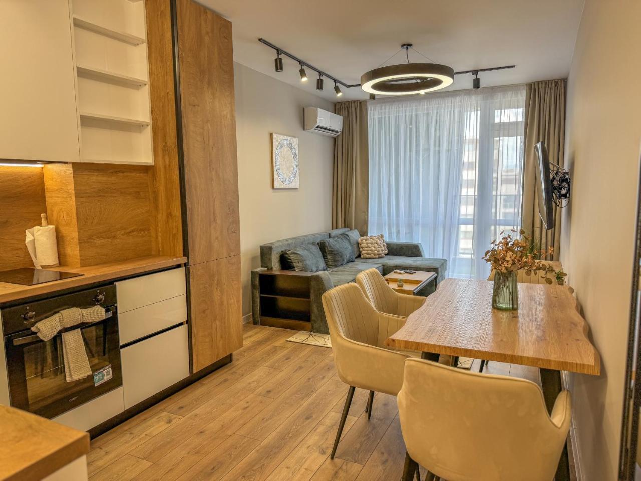 1br Apartment With A Free Designated Parking Space