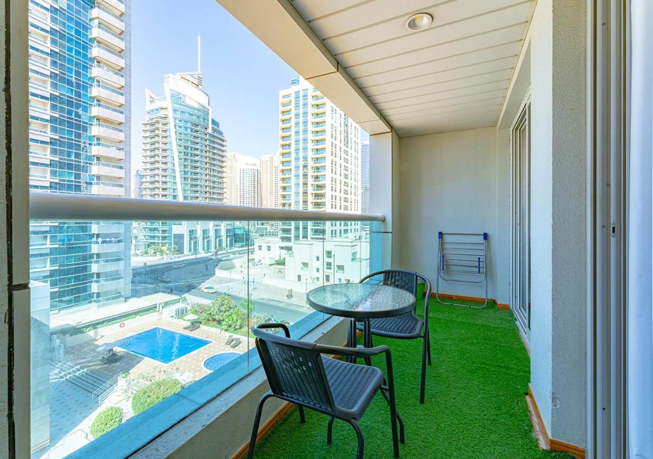 1br Elegant Apartment in Marina Diamond 3 Metro Access (Adults Only)