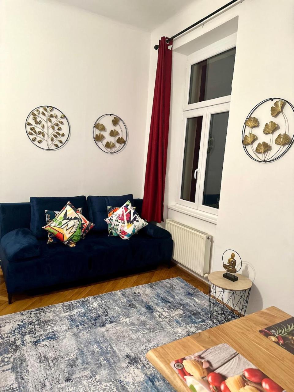 Zentral Gelegene Altbauwohnung