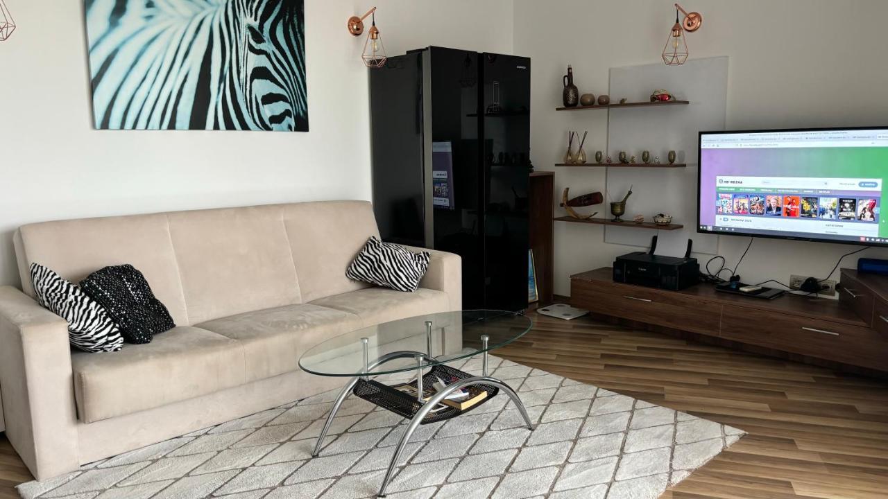 Luxury Rest Dolphin Club