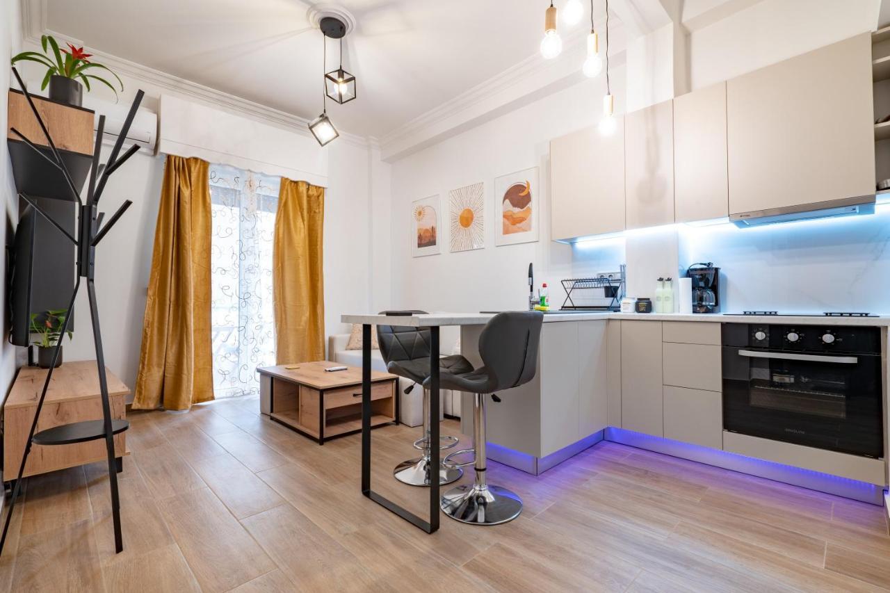 Zeus Nest For 2 Pers by S