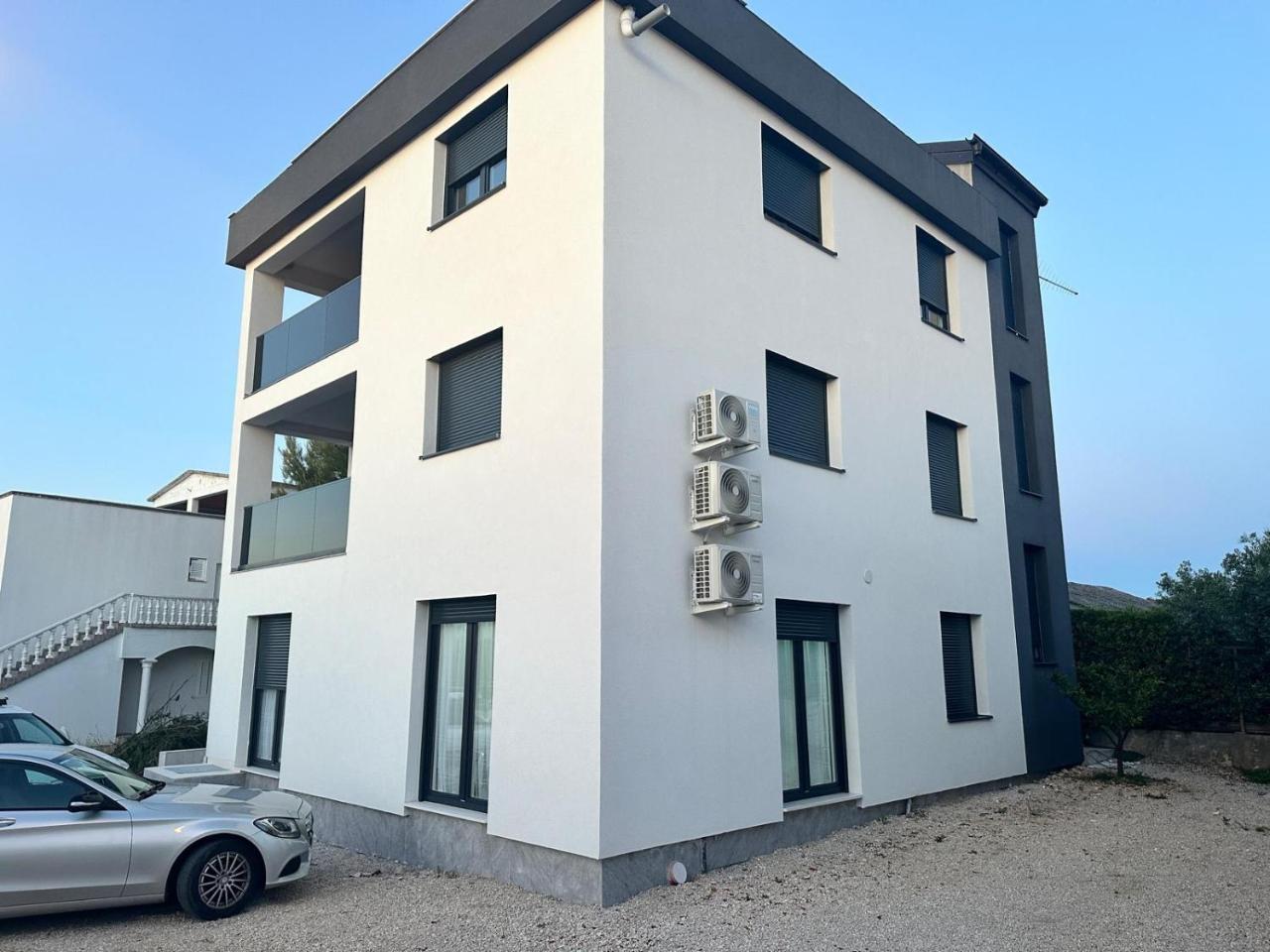 H & F Apartmani