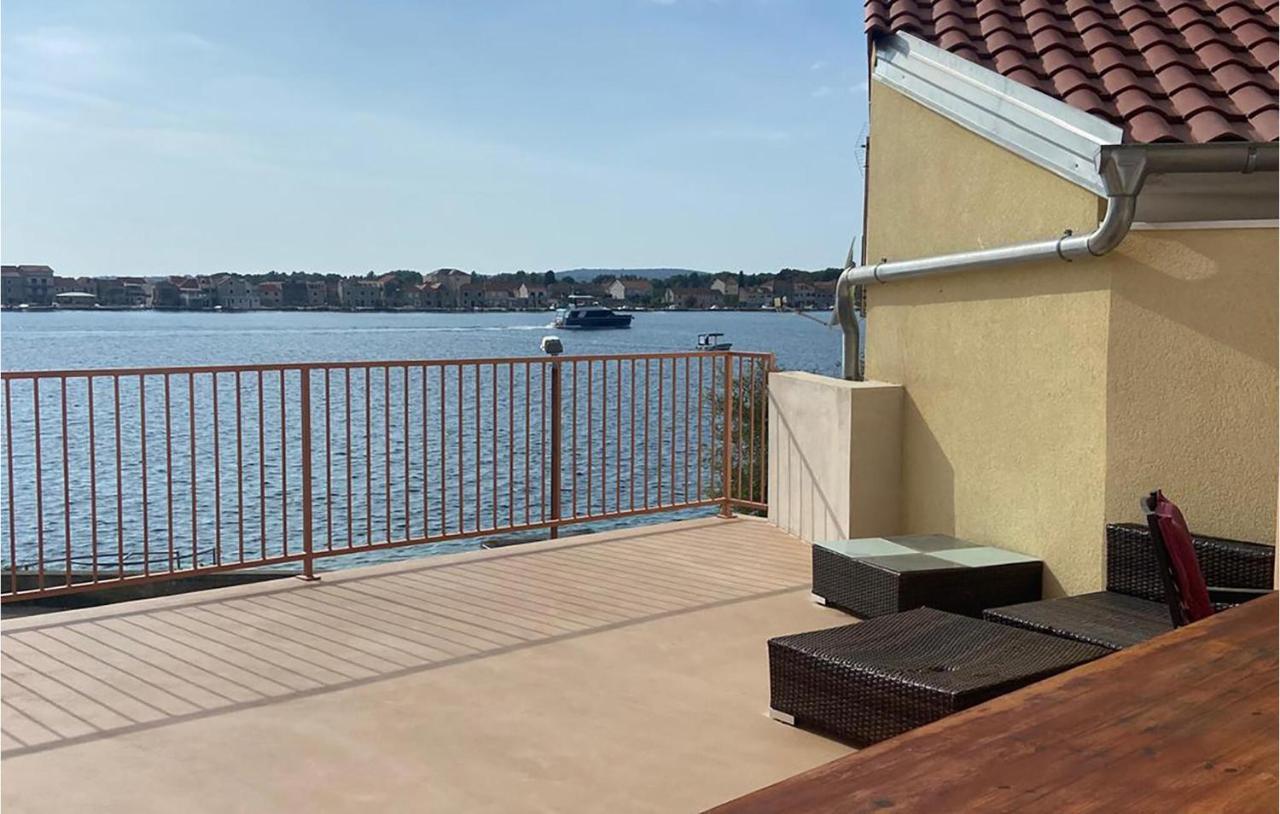 1 Bedroom Lovely Apartment In Brodarica