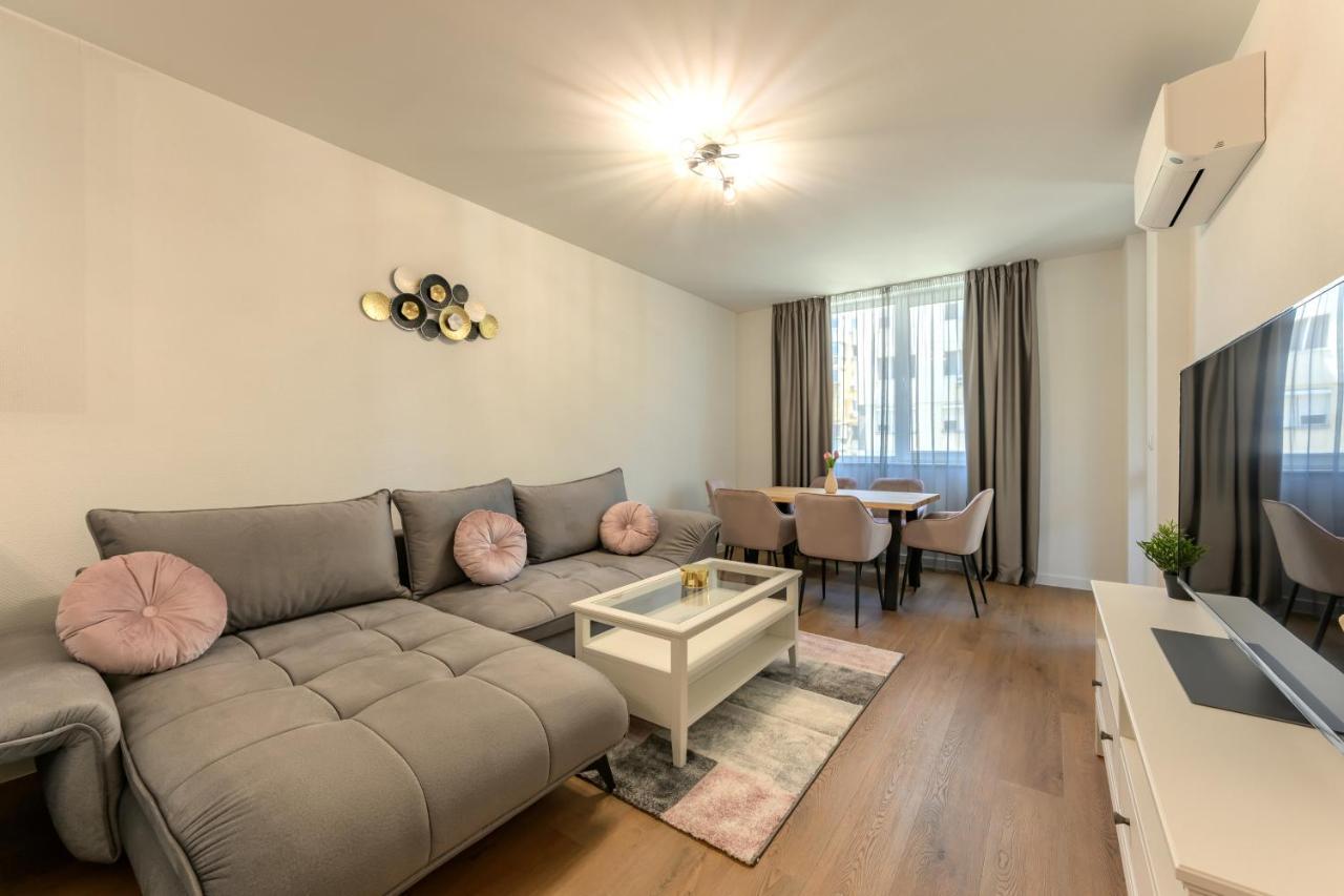 Varna Modern Escape