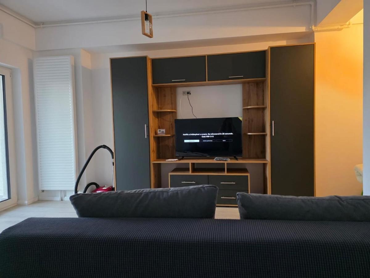 Eva Studio