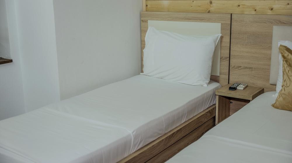 Dolanit Hotels Vila E Drurit