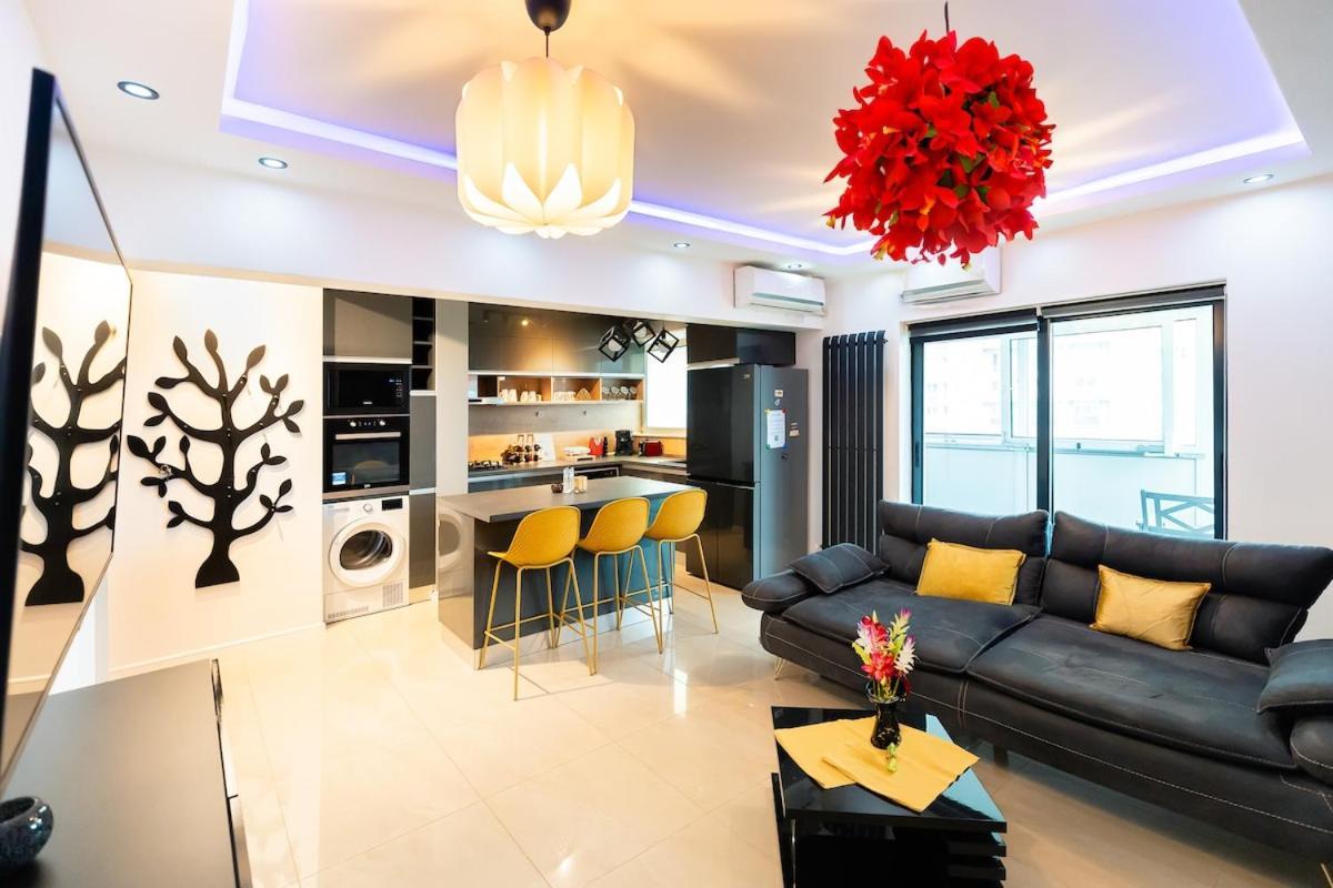 Ultra Modern 2br Apartment Walk Downtown & Everywhere!